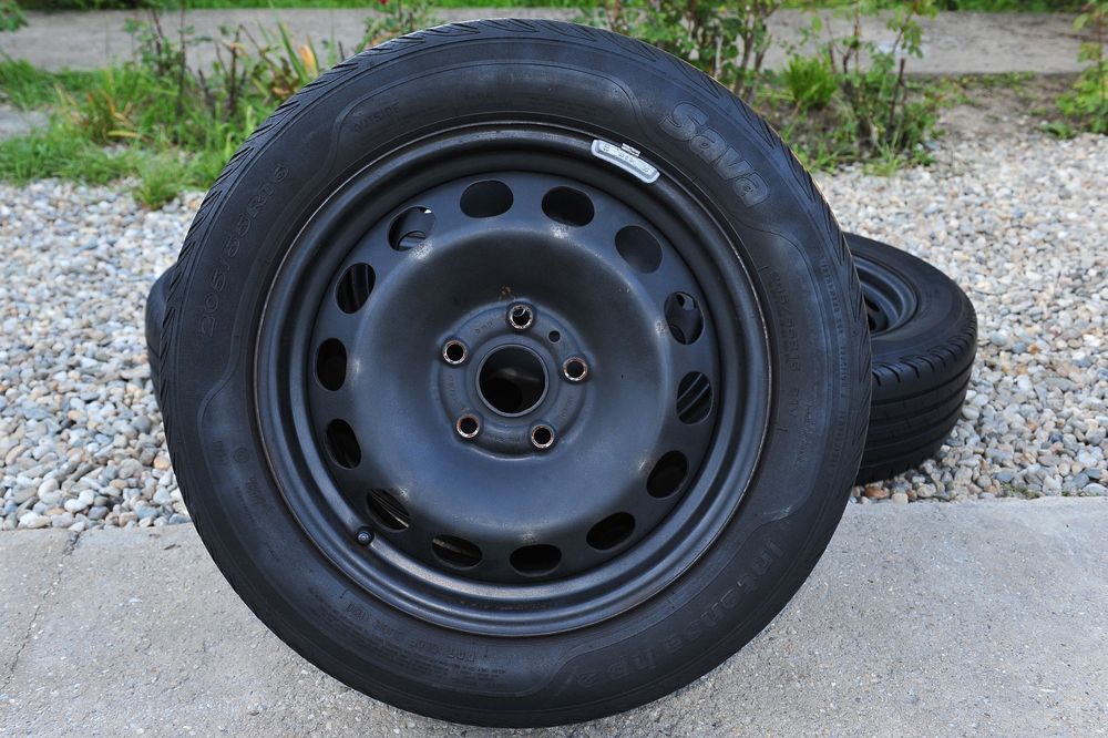 Roti/Jante Vw Golf Touran Caddy Skoda 5x112 anvelope vara 205 55 16