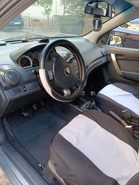 Vând mașină Chevrolet Aveo