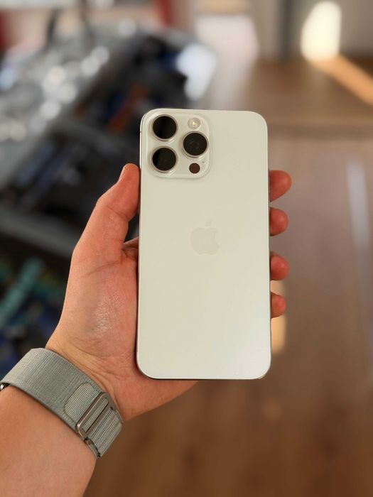 Apple Iphone 15 pro max - silver - 256 gb - 100% baterie