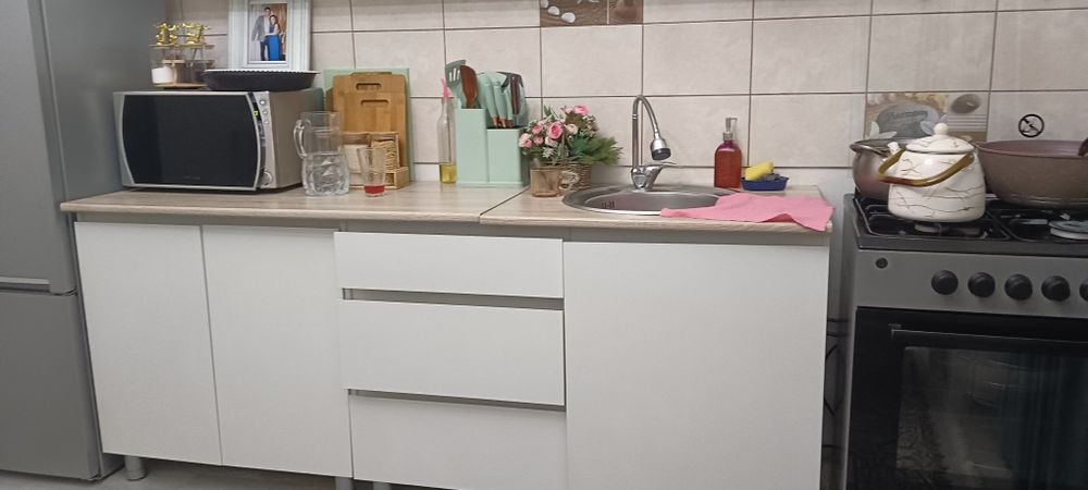 Кухня белая 2метра