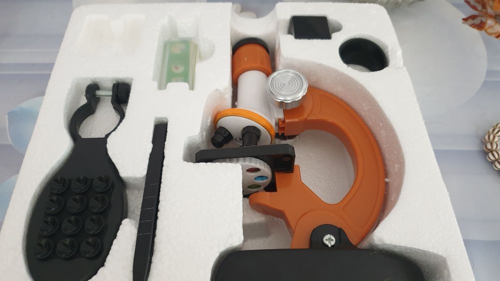 Детский микроскопZOOM х100,,400,х1200 подсветка предметка предмета,сте