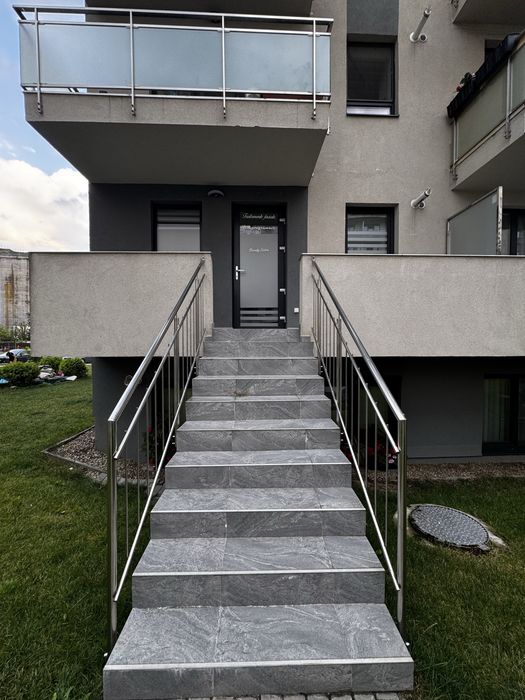 Inchiriez spatiu comercial + loc parcare Maurer