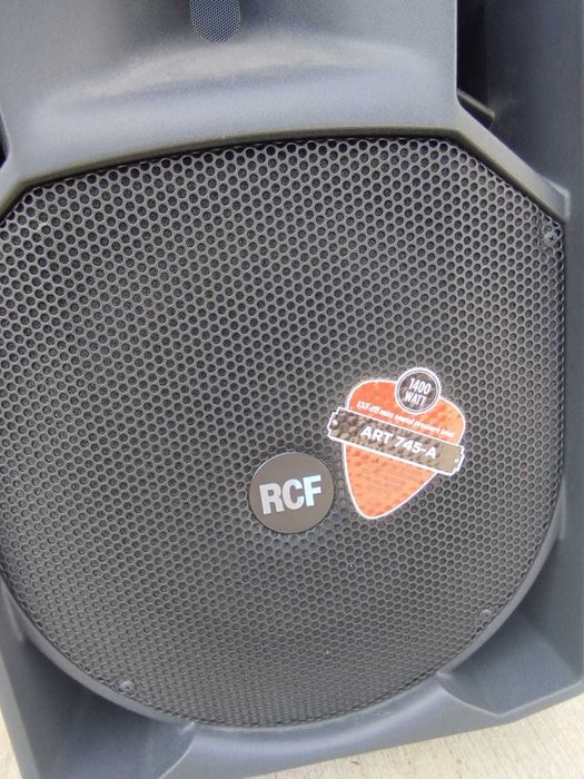 Boxe RCF ART 745A