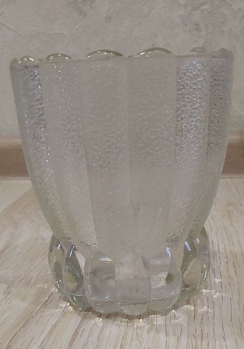 Стильные необычные плафон для светильника.