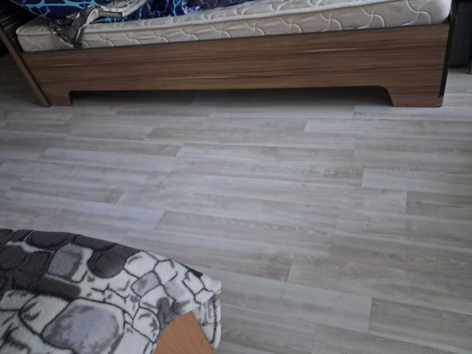 Продам кровать б.у
