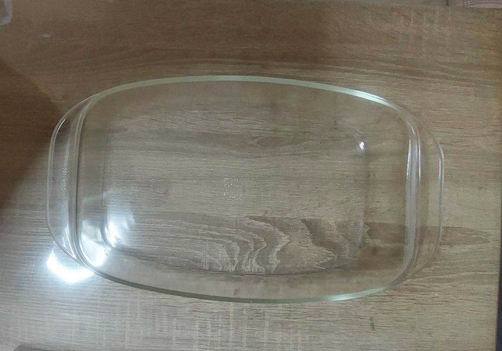 Тава, тенджера от йенско стъкло