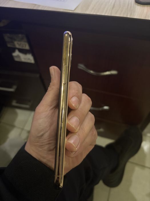 Ipone 11 pro gold tinniq aybi yoʻq