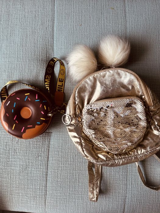 Шапочки беретки,манежки для девочек