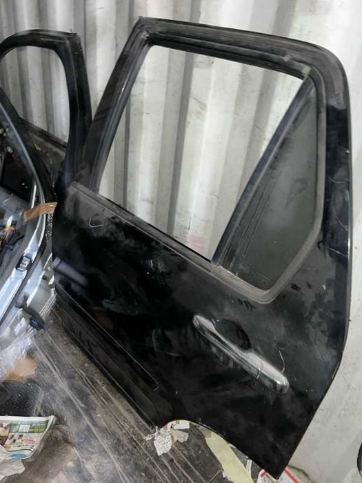 Дверь Honda CR-V RD7 2004