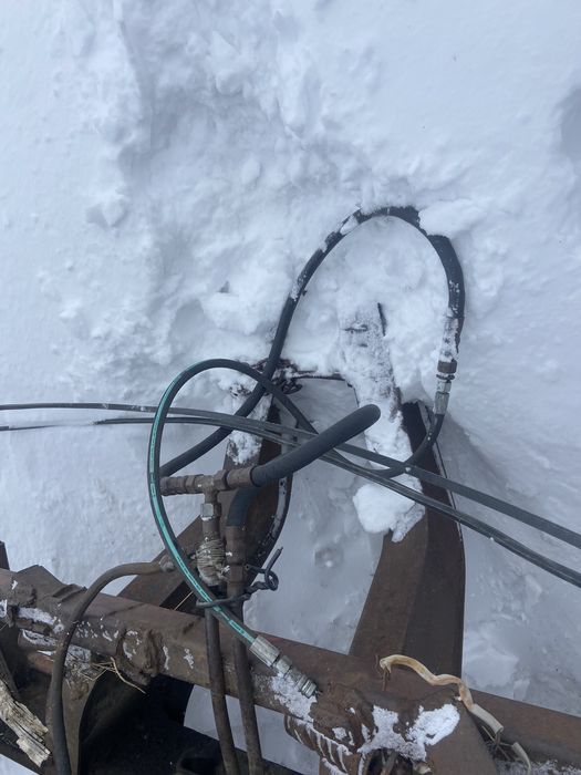 Продам прицеп птс 9 и вагончик