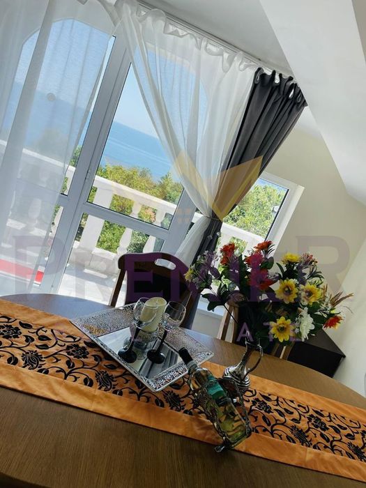 Продава се Къща в Варна, Бриз - 635 кв.м за 1071 €/кв.м - Снимка #5