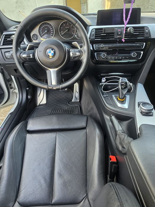 Vând Bmw F30 mpachet