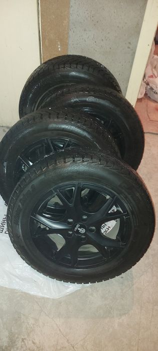 Резина на дисках 15