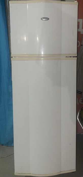 Холлодильник Whirpool