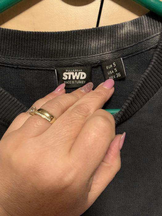 Vand 2 malete groase ( neagra si gri)