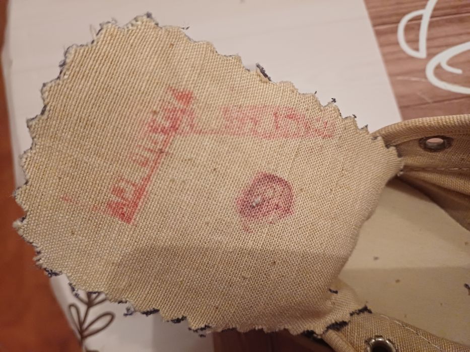 Bascheti ,teniși fabricați la Drăgășani noi nouți anii "80,piesa colec