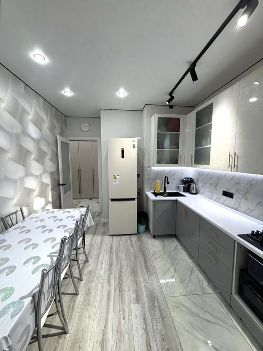 Продается 2х ком ЖК АЗИМУТ 5/9