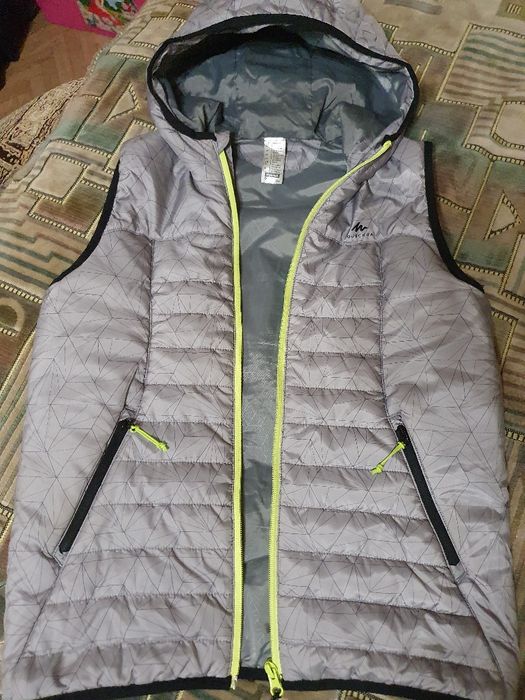 Жилетки (безрукавки)