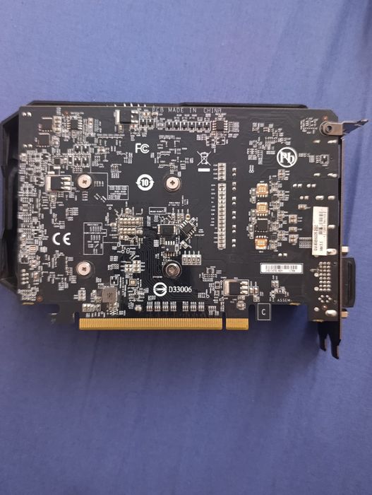 Видео карта RX550 2GB