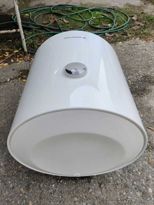 Boiler electric Ariston PRO R 50 V, 50 Litri, 1800W