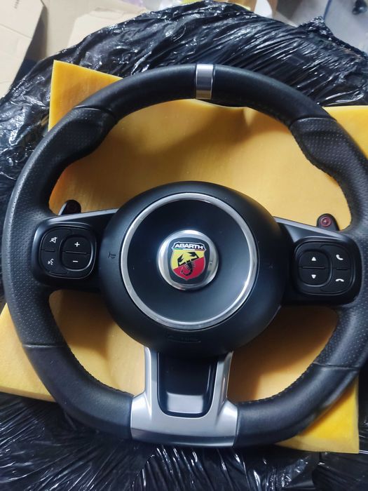 Волан Фиат Абарт с перата