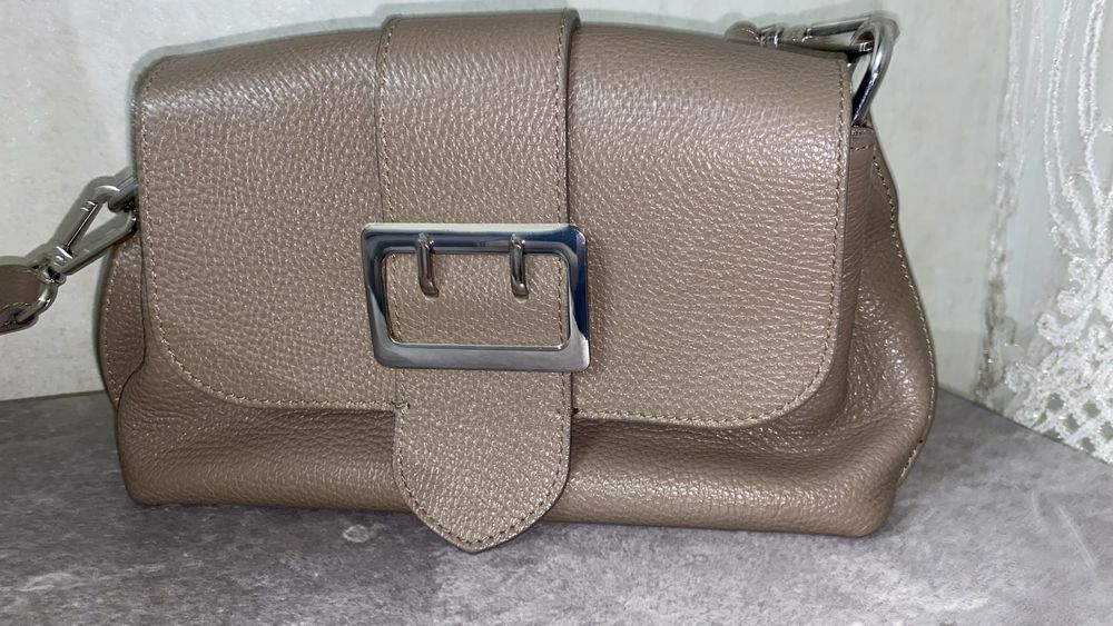 Продам дамскую сумку