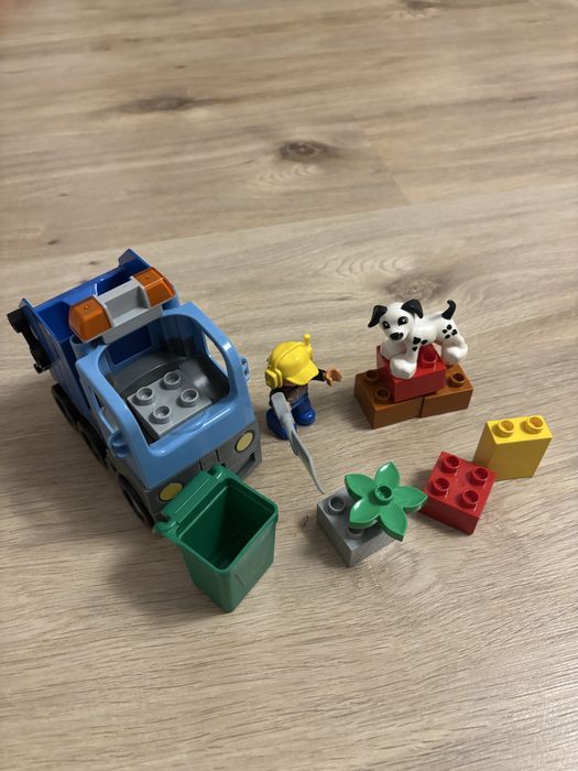 Lego Duplo Garbage Truck  cod 10519