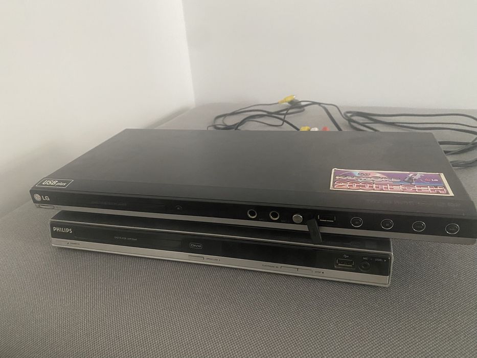 Продам DVD плееры