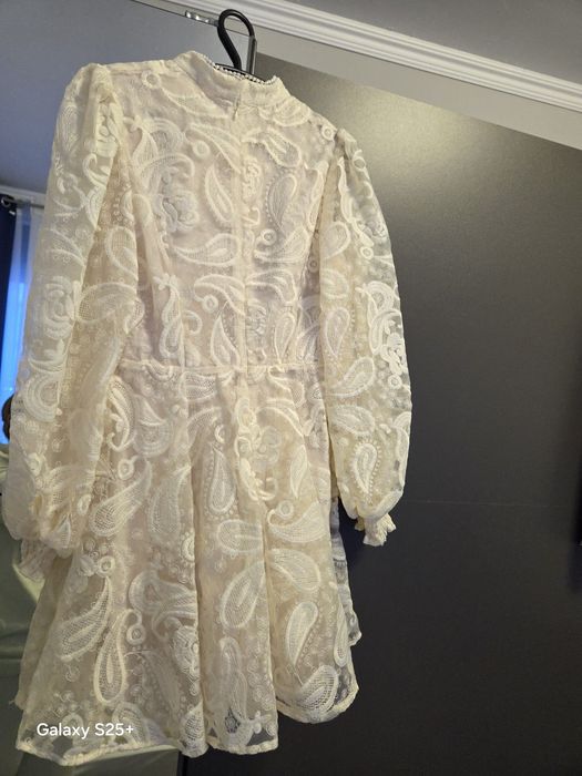 Дамска бяла рокля XS-S