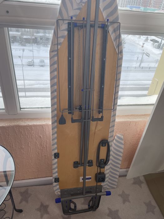 Гладильная доска + утюг Philips — комплект