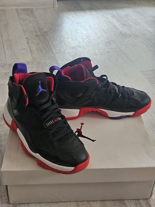 Air Jordan sneakers WMNS JUMPMAN TWO TREY