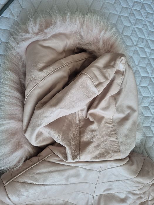 Дамско кожено яке