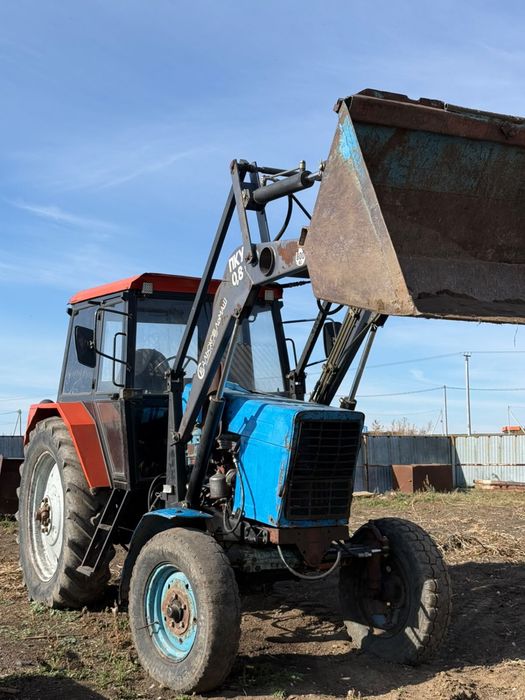 Продам трактор МТЗ -82 в комплекте