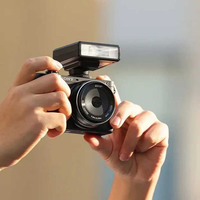 Мини светкавица Ulanzi F12