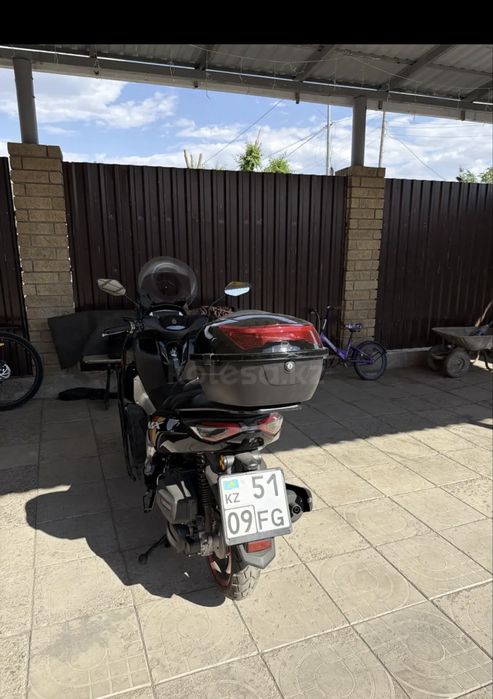 Продам Скутер NMAX 180 (49.9)