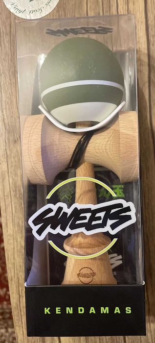 Sweets Kendama Classic Tracker Broken Army AntiSkid