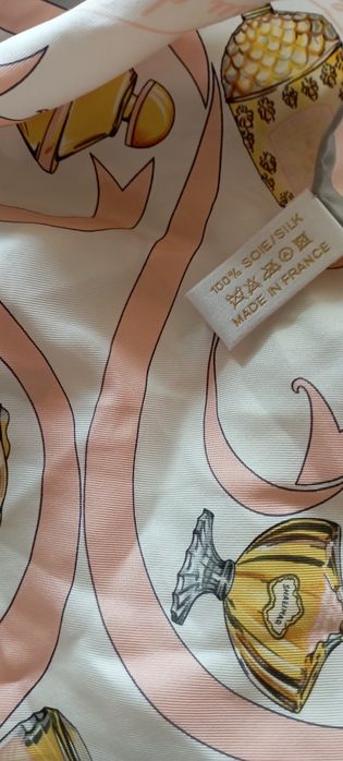 Копринен Шал Guerlain