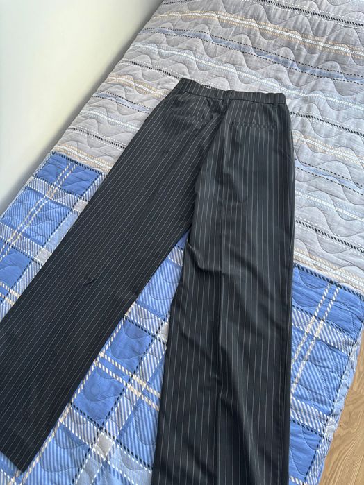 Прямые брюки в полоску Zara