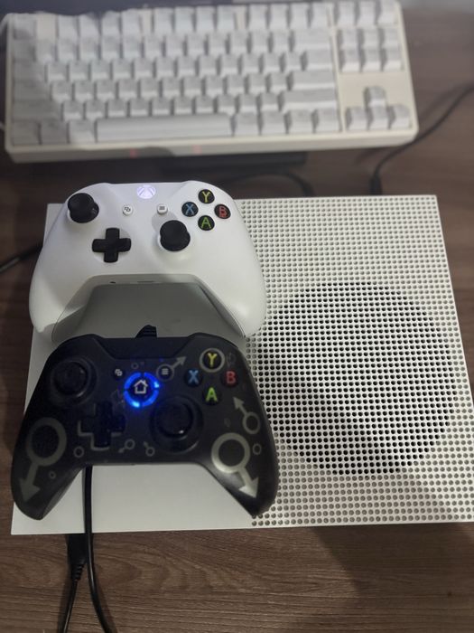 Xbox one s, на 1tb