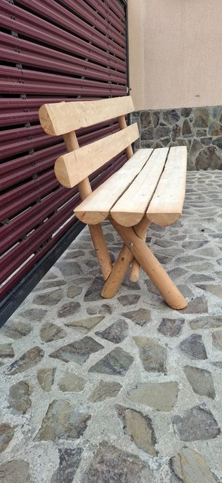 Set rustic,masă plus două bănci din lemn masiv lucrate manual