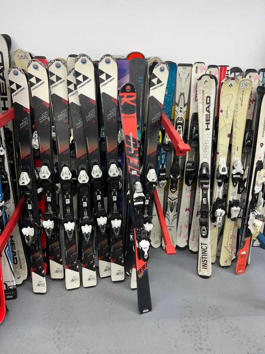 Vand lot schiuri adulti