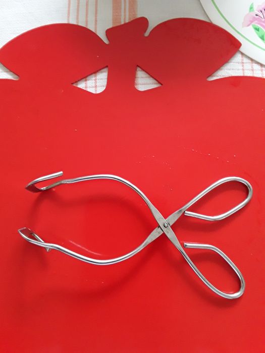 Купа метална,,джезве и щипка