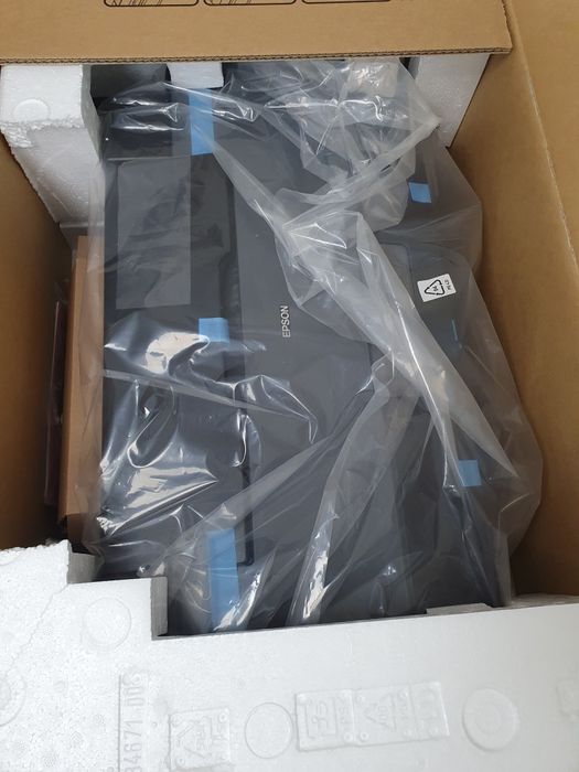 Срочно продам новый принтер Epson L1300