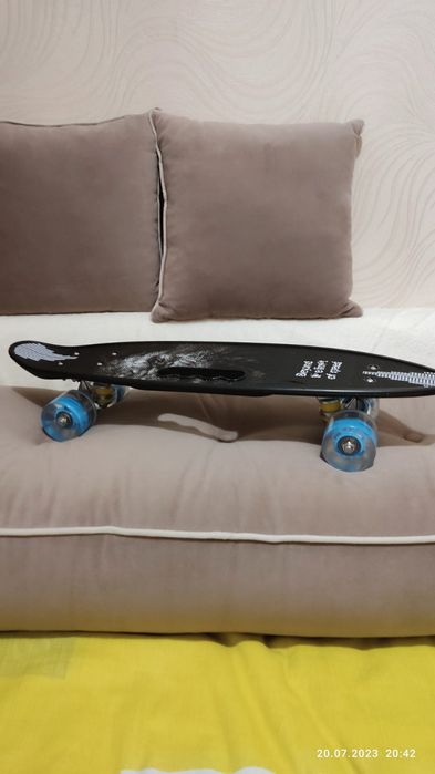 Новый скейтборд детский
