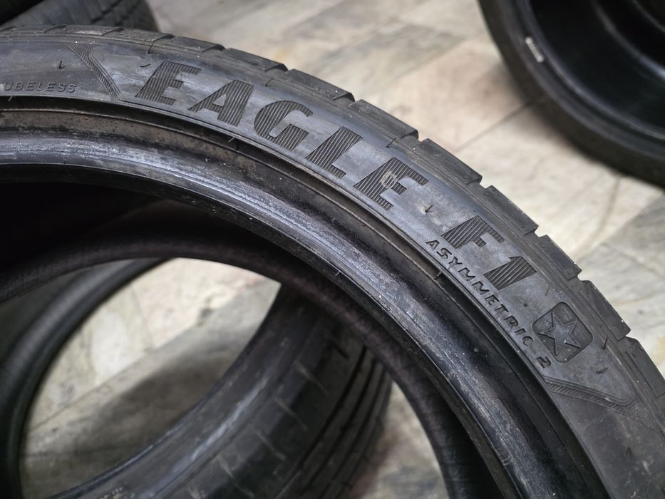 2бр Летни гуми 225 40 18 - Goodyear Runflat