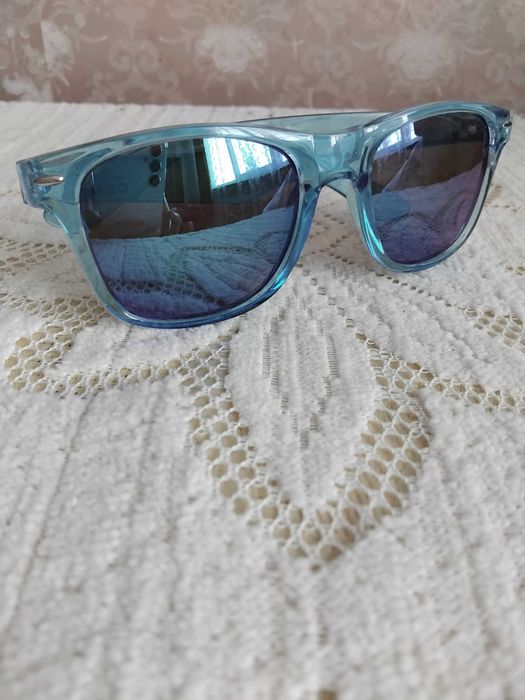 Слънчеви очила с голяма УВ защита