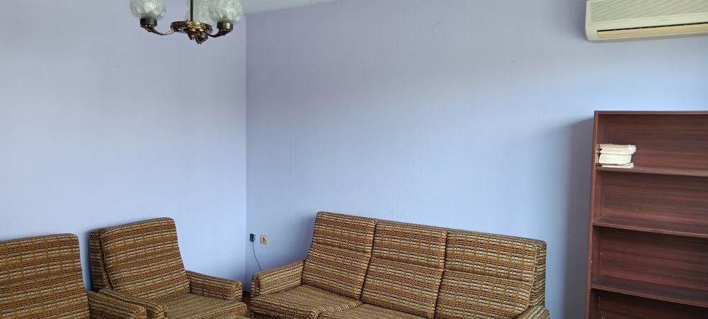 Дава се под наем Двустаен апартамент в Карлово - 57 кв.м за 178.5 € - Снимка #3