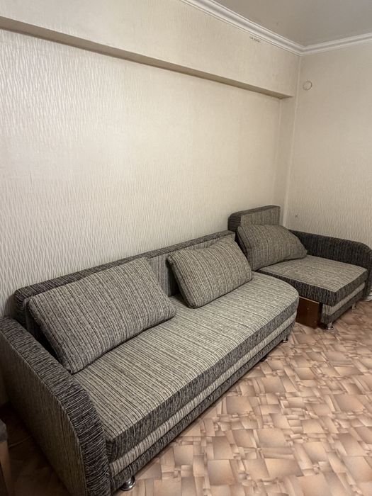 Продам диван с креслом б/у