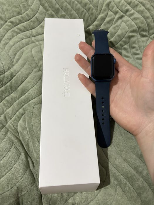 Apple watch series 7 blue aluminium case 41mm