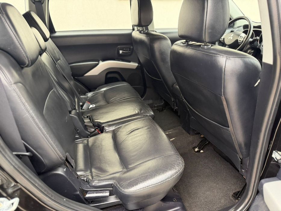 Mitsubishi Outlender 2.0 tdi 4x4 140 caii